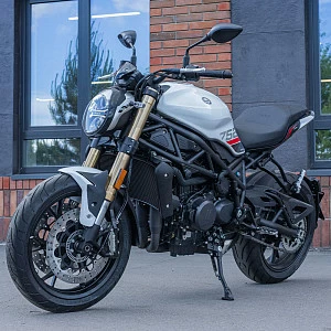 Мотоцикл Benelli 752S (белый металлик) 2026г.
