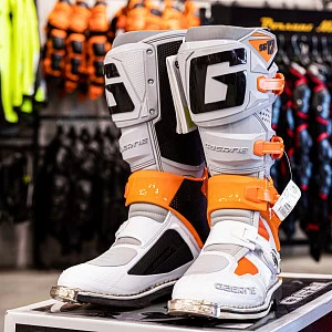 Защита голени GAERNE SG-12