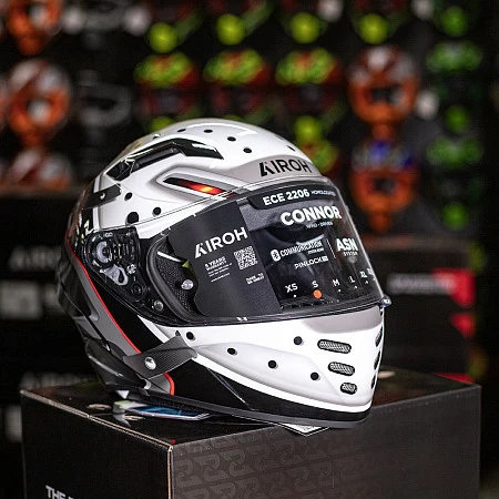 Дорожный шлем Airoh Connor Masker