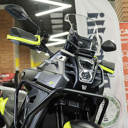 Мотоцикл QJ SVT 650 (черный/желтый) 2026г.